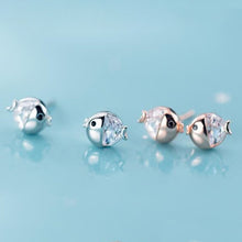 Laden Sie das Bild in den Galerie-Viewer, Zikonia Fisch Ohrstecker aus Silber