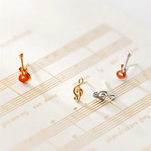 Laden Sie das Bild in den Galerie-Viewer, Gitarren Ohrstecker aus Silber