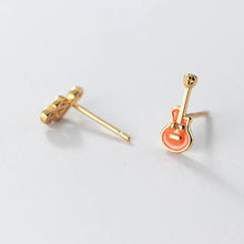 Laden Sie das Bild in den Galerie-Viewer, Gitarren Ohrstecker aus Silber