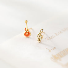 Laden Sie das Bild in den Galerie-Viewer, Gitarren Ohrstecker aus Silber