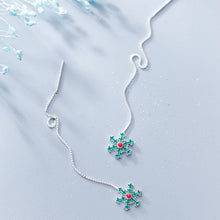 Laden Sie das Bild in den Galerie-Viewer, Grüne Schneeflocken Ohrstecker aus Silber