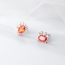 Laden Sie das Bild in den Galerie-Viewer, Krabben Ohrstecker aus Silber