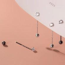 Laden Sie das Bild in den Galerie-Viewer, Kugel Kristall Ohrstecker aus Silber