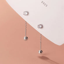 Laden Sie das Bild in den Galerie-Viewer, Kugel Kristall Ohrstecker aus Silber