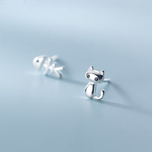 Laden Sie das Bild in den Galerie-Viewer, Katzen-Fischgreten Ohrstecker aus Silber