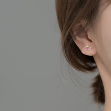 Laden Sie das Bild in den Galerie-Viewer, Rentier-Mützen Ohrstecker aus Silber