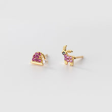 Laden Sie das Bild in den Galerie-Viewer, Rentier-Mützen Ohrstecker aus Silber