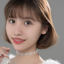 Laden Sie das Bild in den Galerie-Viewer, Rentier-Mützen Ohrstecker aus Silber