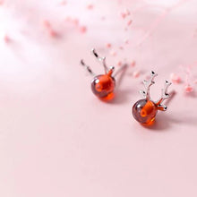 Laden Sie das Bild in den Galerie-Viewer, Rentier Ohrstecker aus Silber