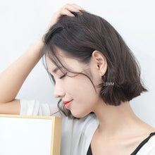 Laden Sie das Bild in den Galerie-Viewer, Runde Ohrringe aus Silber