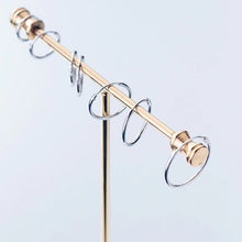 Laden Sie das Bild in den Galerie-Viewer, Runde Ohrringe aus Silber