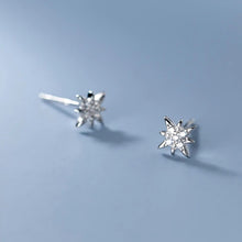 Laden Sie das Bild in den Galerie-Viewer, Stern Ohrstecker aus Silber