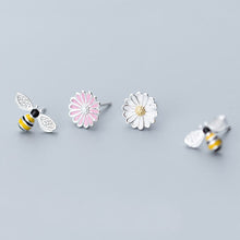 Laden Sie das Bild in den Galerie-Viewer, Bienen Blumen Ohrstecker aus Silber