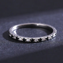 Laden Sie das Bild in den Galerie-Viewer, Alternierender Zikonia Ring aus Silber