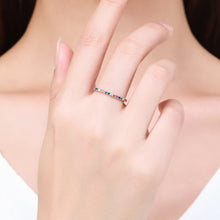 Laden Sie das Bild in den Galerie-Viewer, Alternierender Zikonia Ring aus Silber