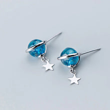 Laden Sie das Bild in den Galerie-Viewer, Planeten Ohrstecker aus Silber