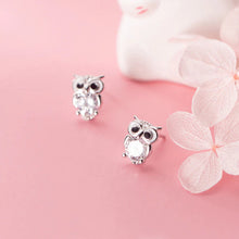 Laden Sie das Bild in den Galerie-Viewer, Eulen Ohrstecker aus Silber