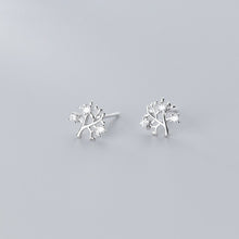 Laden Sie das Bild in den Galerie-Viewer, Baum Ohrstecker aus Silber