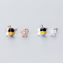 Laden Sie das Bild in den Galerie-Viewer, Bienen Ohrstecker aus Silber