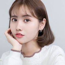 Laden Sie das Bild in den Galerie-Viewer, Mond Ohrstecker aus Silber