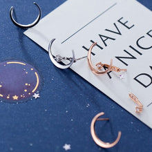 Laden Sie das Bild in den Galerie-Viewer, Mond Ohrstecker aus Silber