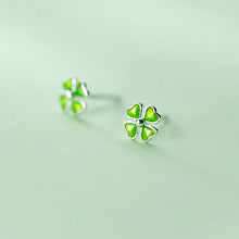 Laden Sie das Bild in den Galerie-Viewer, Grüne Kleeblatt Ohrstecker