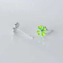 Laden Sie das Bild in den Galerie-Viewer, Grüne Kleeblatt Ohrstecker