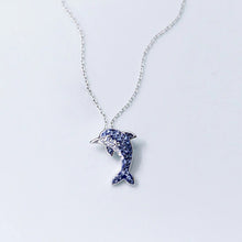 Laden Sie das Bild in den Galerie-Viewer, Delfin Halskette aus Silber