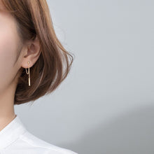 Laden Sie das Bild in den Galerie-Viewer, Geometrische Ketten Ohrstecker aus Silber