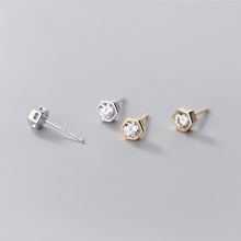 Laden Sie das Bild in den Galerie-Viewer, Hexagon Ohrstecker aus Silber