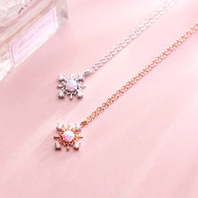 Laden Sie das Bild in den Galerie-Viewer, Scheeflocken Perlen Halskette