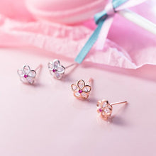 Laden Sie das Bild in den Galerie-Viewer, Blumen Ohrstecker aus Silber