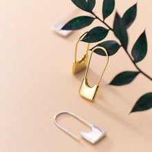 Laden Sie das Bild in den Galerie-Viewer, Vorhängeschloss Ohrringe aus Silber