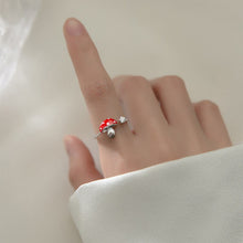 Laden Sie das Bild in den Galerie-Viewer, Fliegenpilz Ring aus Silber