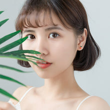 Laden Sie das Bild in den Galerie-Viewer, Karotten Ohrstecker aus Silber