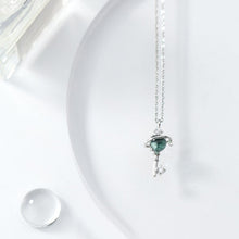 Laden Sie das Bild in den Galerie-Viewer, Planeten-Schlüssel Halskette aus Silber