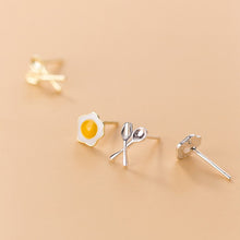 Laden Sie das Bild in den Galerie-Viewer, Eier Ohrstecker aus Silber