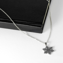 Load image into Gallery viewer, Snowflake Necklace
