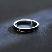 Load image into Gallery viewer, Black Silver Ring
