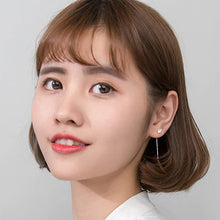 Laden Sie das Bild in den Galerie-Viewer, Kristall Ohrringe aus Silber
