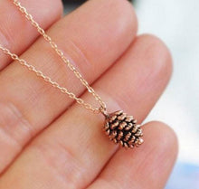 Load image into Gallery viewer, Pine Necklace
