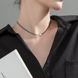 Halsband/Choker mit Rechteckigem Silber Anhänger