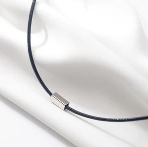 Halsband/Choker mit Rechteckigem Silber Anhänger