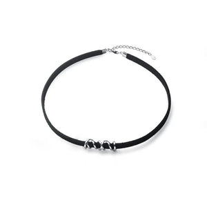 Schwarzer Choker mit Silber Anhänger