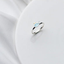 Load image into Gallery viewer, Whale ring made of silver
